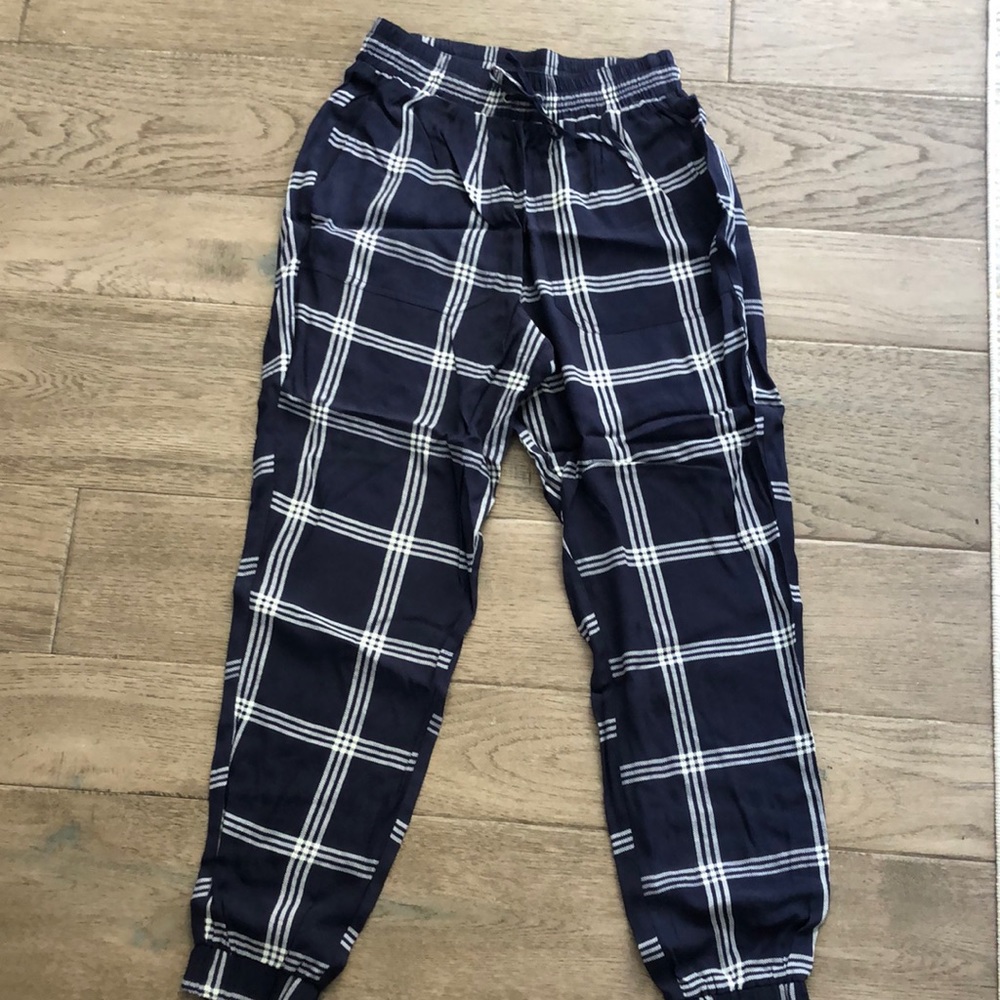 Casual pants